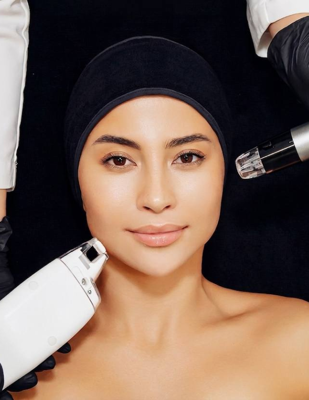 Адвент-календарь Clarins и парфюм Siu: что нового в коллекциях бьюти-брендов (фото 2)