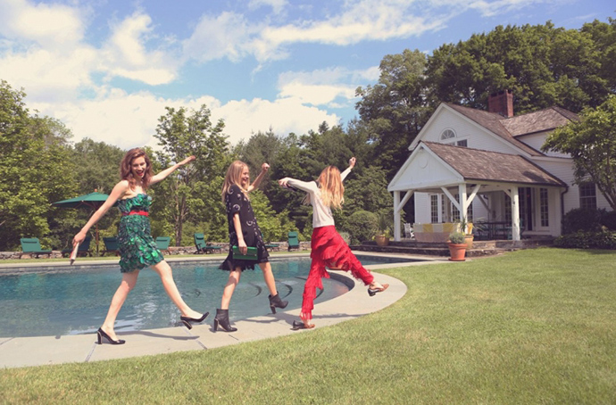 Диана фон Фюрстенберг открыла архивы модного дома