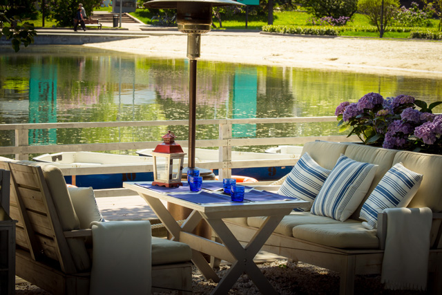 Под шум волны: 4 новых места у воды с едой и напитками (фото 1)