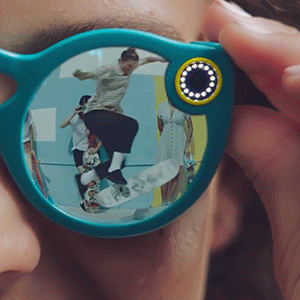 Snapchat начал продавать очки со встроенной камерой