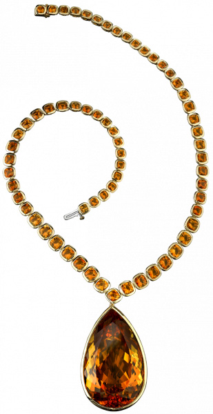 Анджелина Джоли создала коллекцию украшений (фото 4)