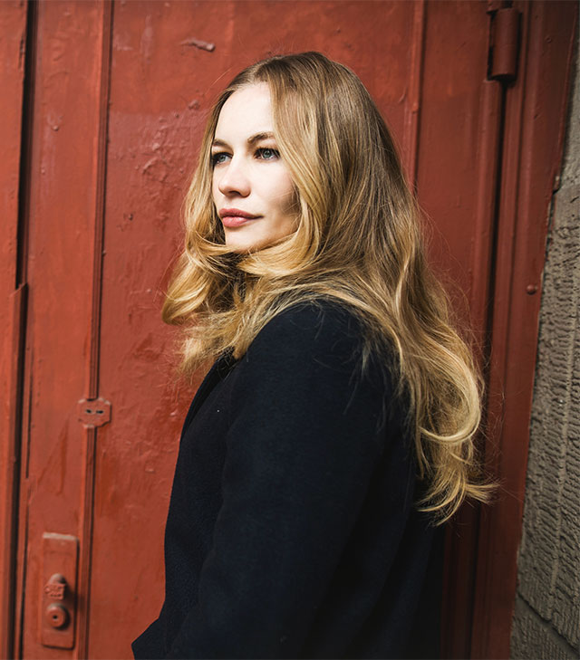 Светлана Устинова: "Мечтаю о роли на сцене" (фото 3)