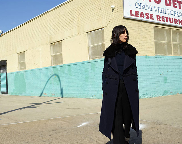 Джейми Бочерт в осенней кампании 3.1 Phillip Lim (фото 3)