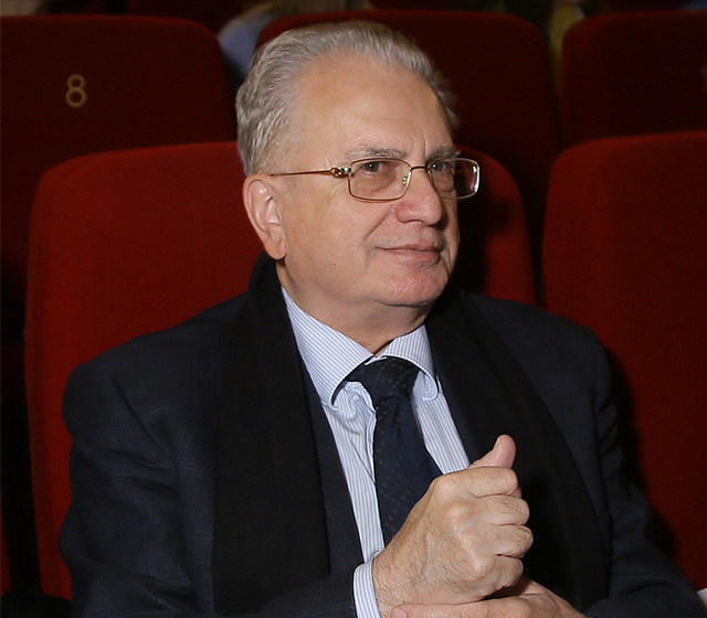 Михаил Пиотровский Эрмитаж открывает филиал в Москве (фото 1)