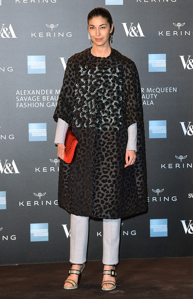 Вечер в честь открытия выставки Alexander McQueen: Savage Beauty в V&A (фото 10)