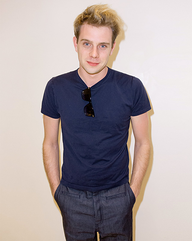 Loewe открыли магазин с амбаром внутри (фото 1)