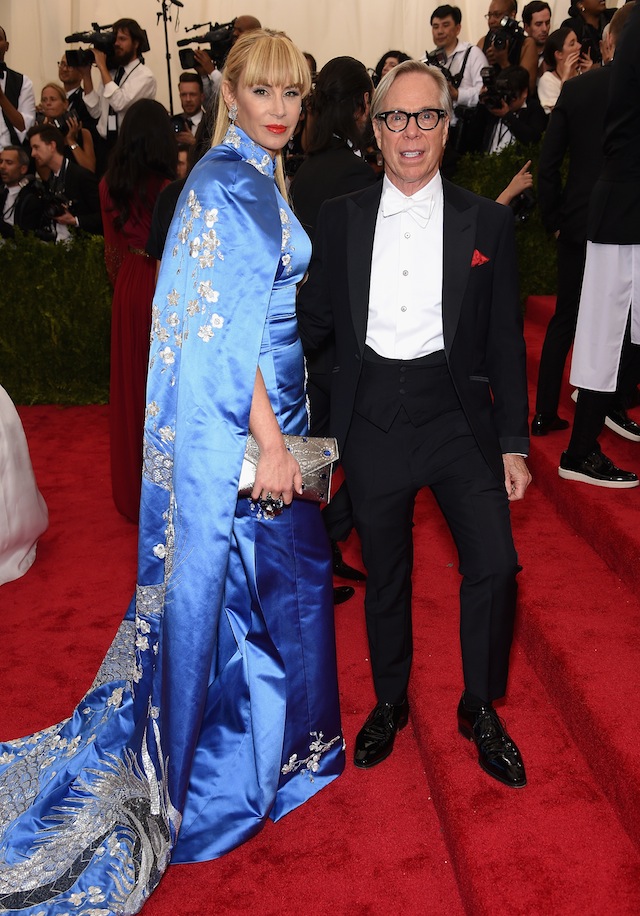 Ди и Томми Хилфигер Гости Met Gala 2015 (фото 30)