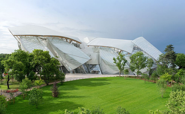 Музей Fondation Louis Vuitton Выставка номинантов Design of the Year — 2015 (фото 1)