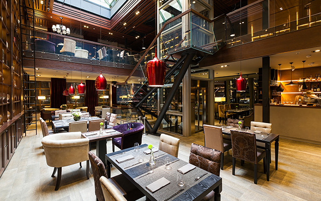 Где искать лучшие рестораны Санкт-Петербурга (фото 1)