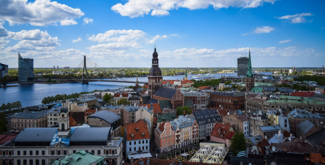 Латвия ужесточила порядок продления ВНЖ для граждан России и Беларуси