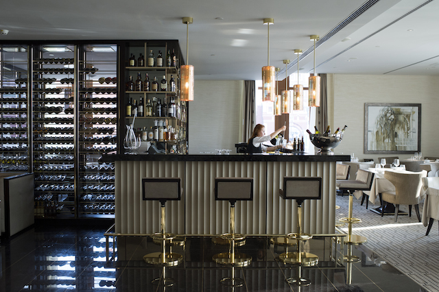 Экскурсия Buro 24/7 по первому отелю Four Seasons в Москве (фото 8)