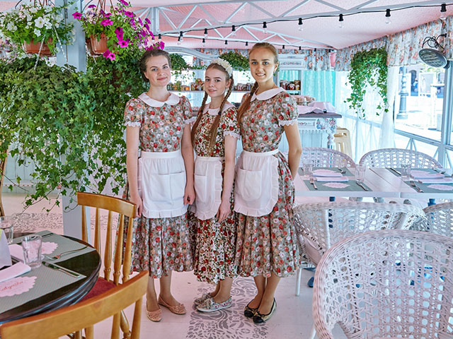 8 русских: где в Петербурге поесть борща и котлет (фото 5)