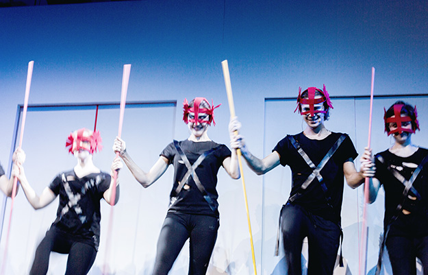 «Кандид» от учеников Брусникина: трэш-опера в формате видеоигры (фото 11)