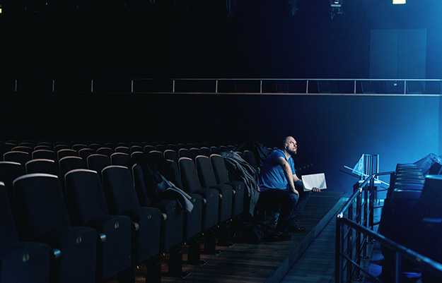 «Кандид» от учеников Брусникина: трэш-опера в формате видеоигры (фото 2)