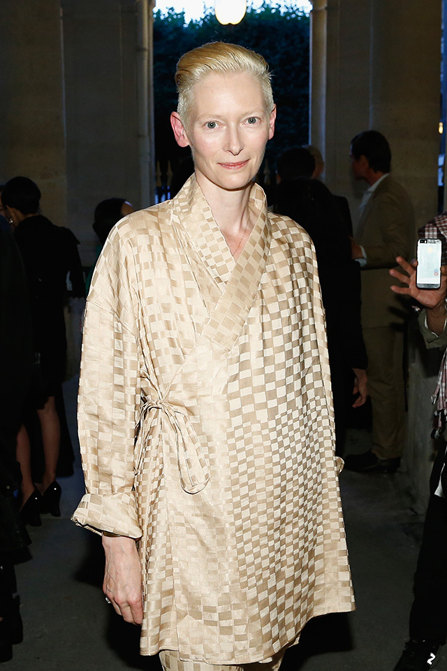 Тильда Суинтон Ужин Mytheresa.com и Хайдера Акерманна (фото 1)