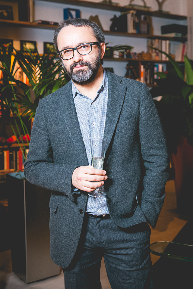 Андрей Звягинцев День рождения RuArts и открытие выставки Василия Кудрявцева (фото 1)