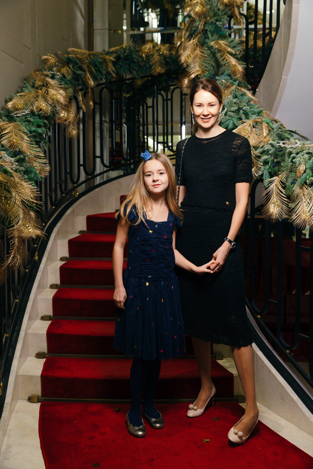 Новогодняя елка в бутике Cartier (фото 6)