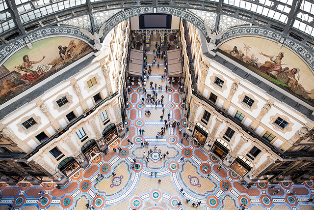 Prada реставрируют Галерею Виктора Эммануила II в Милане (фото 1)