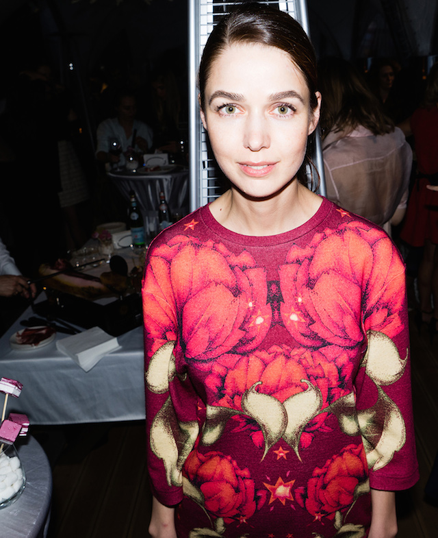 Автопортреты, selfie и воспоминания о неделе моды на вечеринке в Москве (фото 4)