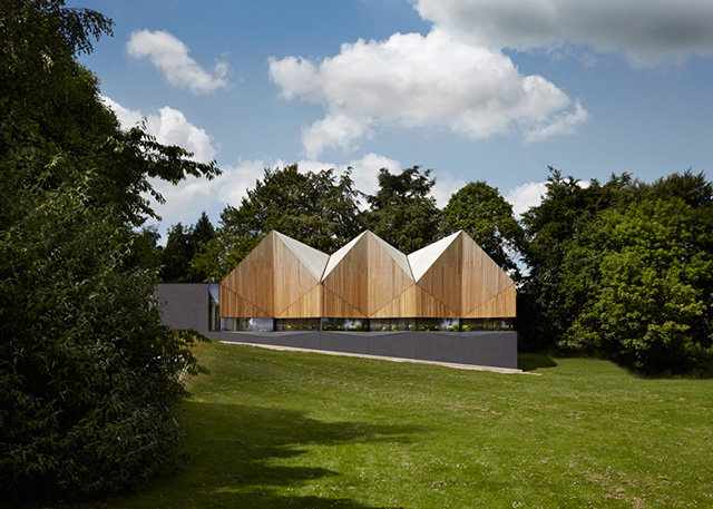 Duggan Morris Architects Архитектура с человеческим лицом: лучшие проекты 2015 года по версии RIBA (фото 2)