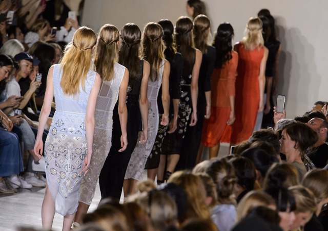 Обзор Buro 24/7: Altuzarra, весна-лето 2016 (фото 1)