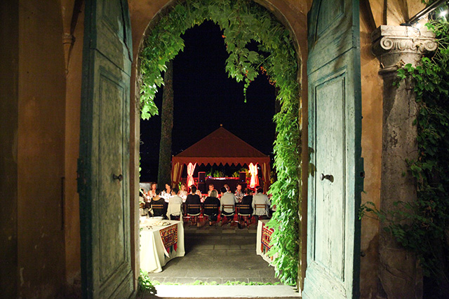 Розетта Гетти и Farfetch отпраздновали День независимости в Тоскане (фото 1)