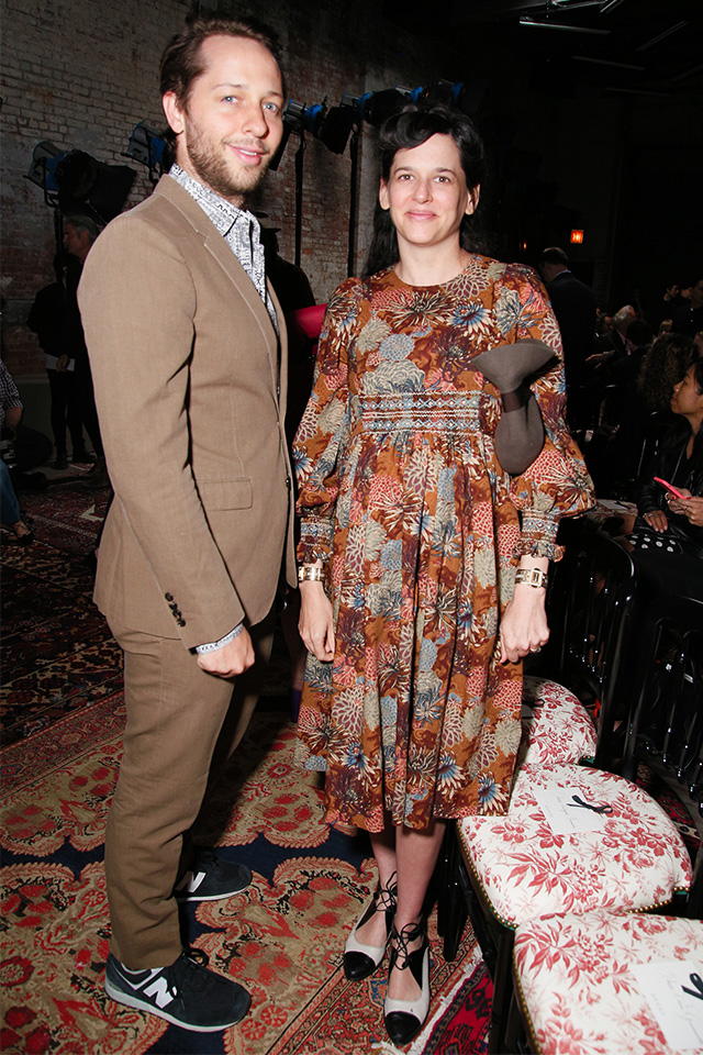 Дерек Бласберг и Тарин Саймон Гости показа Gucci, resort 2016 (фото 15)