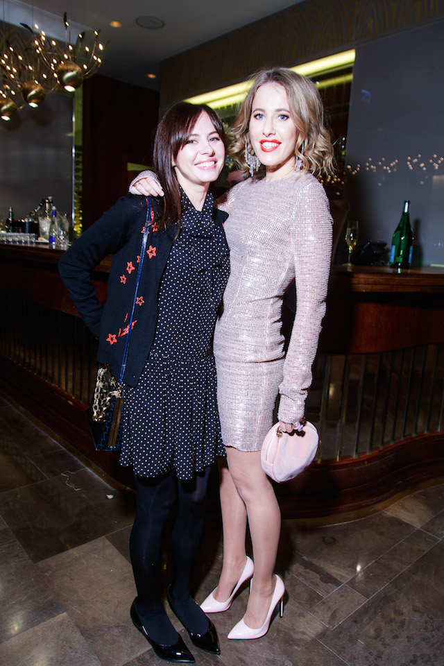 Оксана Лаврентьева и Ксения Собчак Открытие ресторана "КоКоКо" в Санкт-Петербурге (фото 1)