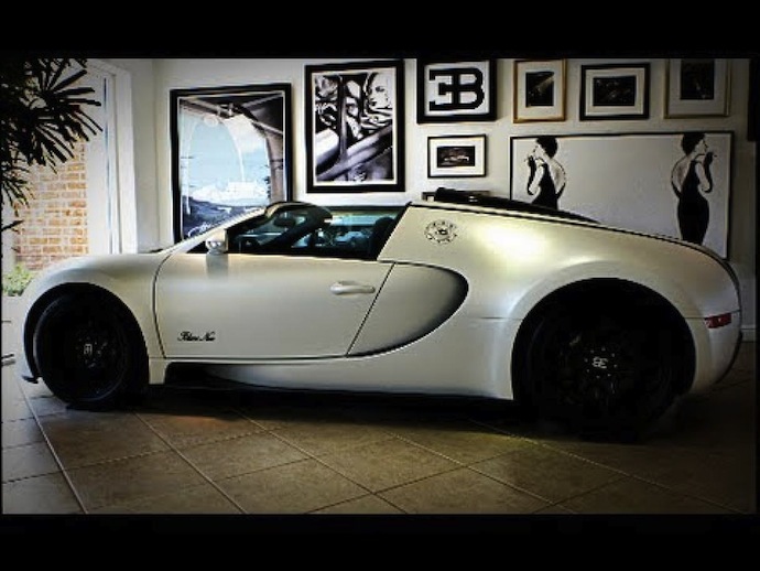 Bugatti Veyron Blanc Noir (2013 edition)
