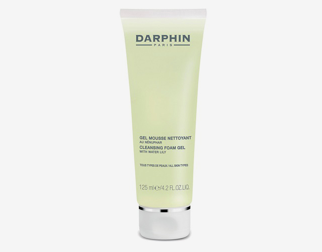 С чистого листа: чем очищать кожу (фото 10)