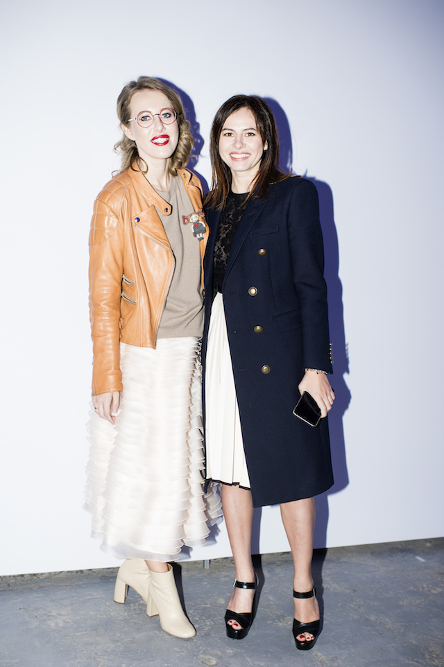 Ксения Собчак и Оксана Лаврентьева Гости показа Ruban осень-зима 2016/17 (фото 2)