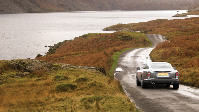 Aston Martin DB5 глазами David Brown Automotive (фото 5)