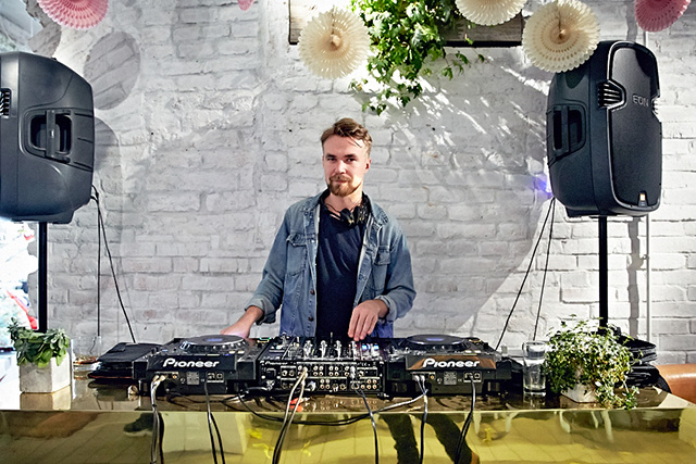 Детский новогодний праздник в "КМ 20" (фото 11)