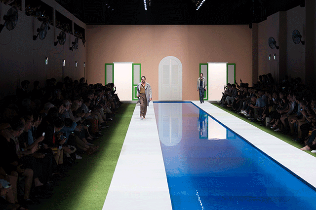 Обзор Buro 24/7: мужская коллекция Fendi, весна-лето 2017 (фото 1)