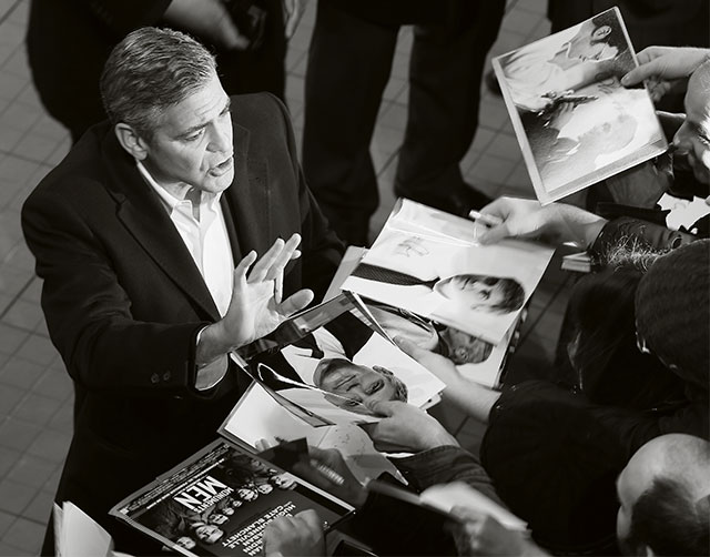 Джордж Клуни: "Иногда я скучаю по временам, когда мог спокойно зайти в магазин и купить гвозди и молоток" (фото 6)