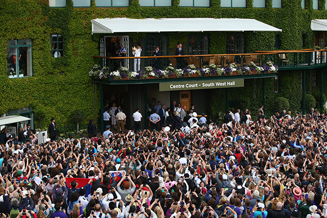 Победители и гости Уимблдонского турнира (фото 11)
