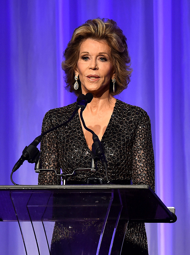 Джейн Фонда Ежегодный банкет Голливудской ассоциации иностранной прессы (фото 2)