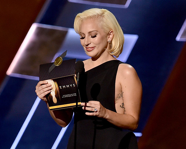 Церемония вручения наград 67-й премии Emmy (фото 1)