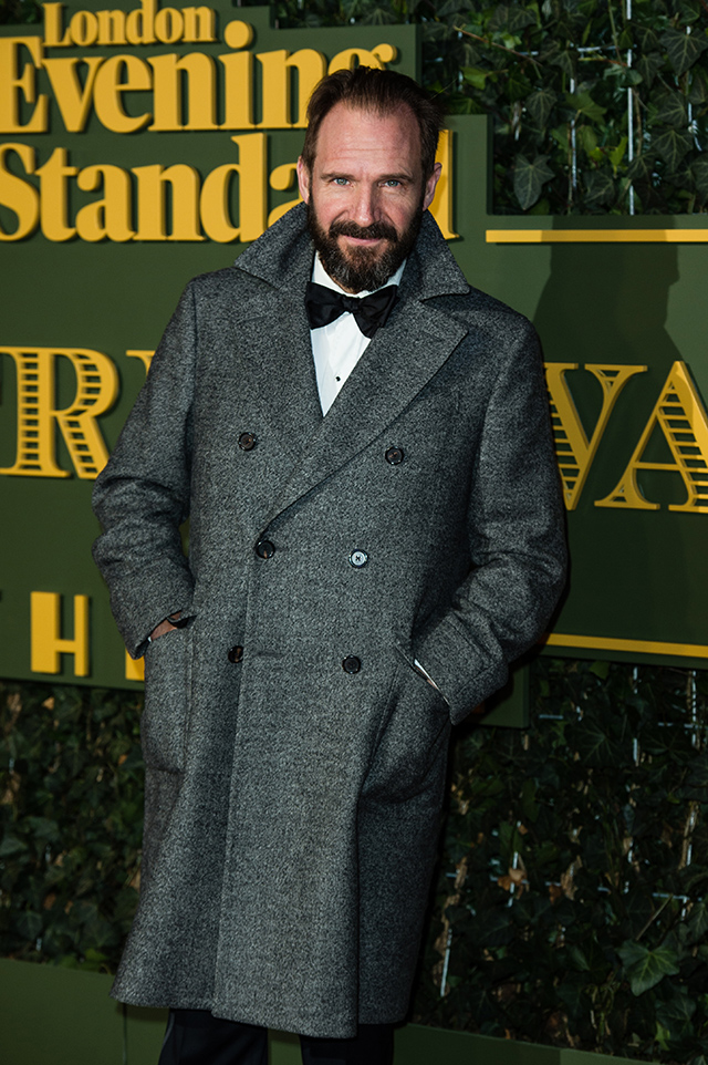 Рэйф Файнс Вручение премии Evening Standard Theatre Awards в Лондоне (фото 2)