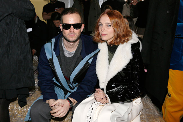 Паоло Стелла и Кандела Новембре на показе Antonio Marras Гости недели мужской моды в Милане (фото 15)