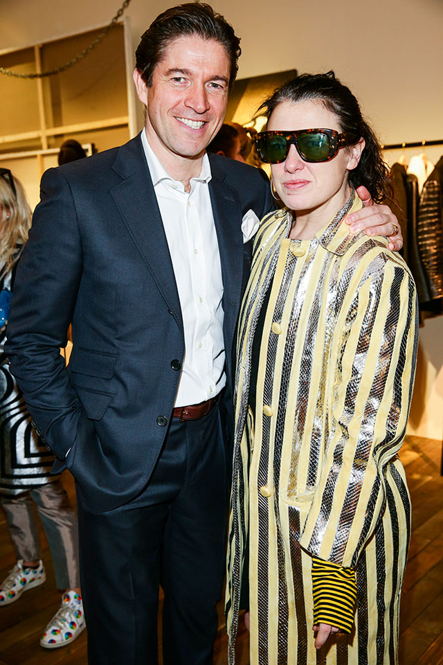 Фредерик де Нарп и Кэти Гранд на презентации Bally Гости недели мужской моды в Милане (фото 3)