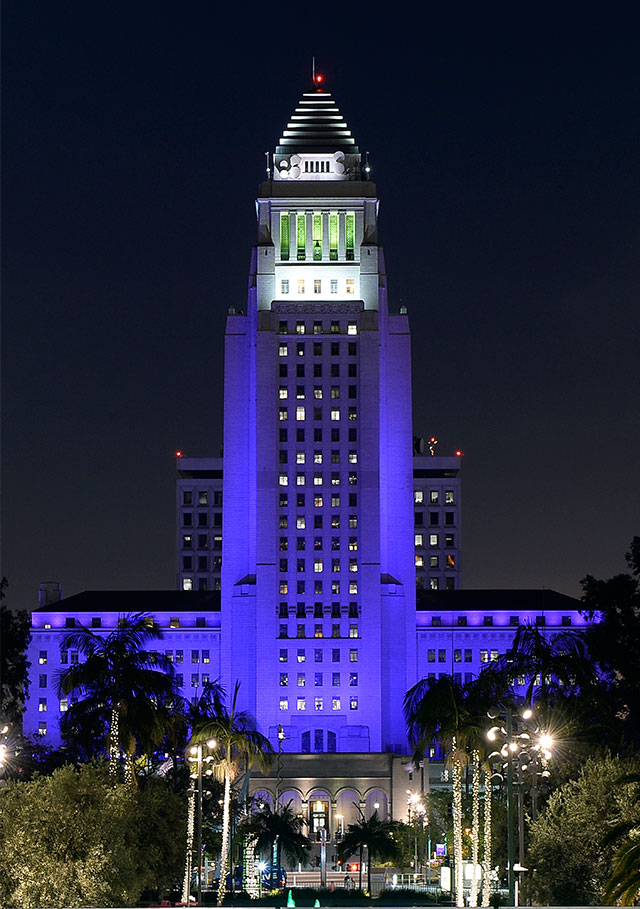 Вспоминая Принса: Нью-Йорк скорбит о певце (фото 8)