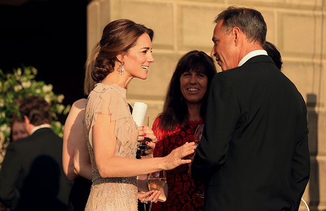 Кейт Миддлтон на благотворительном ужине в Норфолке (фото 3)