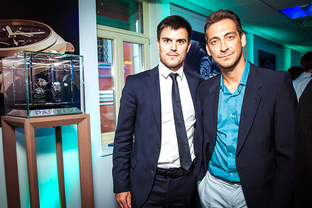 Гийом Аба и Артем Ткаченко Коктейль по случаю открытия выставки в особняке Christie’s (фото 10)