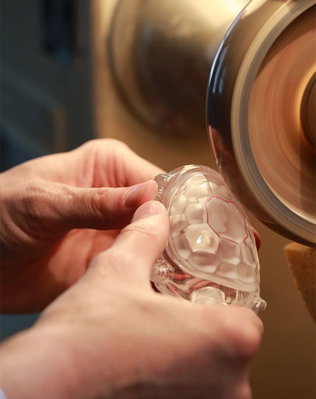 Guerlain выпустил аромат в хрустальном флаконе от Baccarat (фото 4)