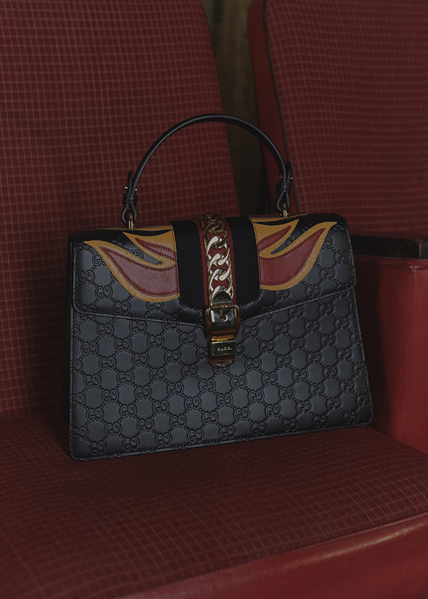 В чем встречать Новый 2017 год: бархат, парча и кристаллы (фото 10)