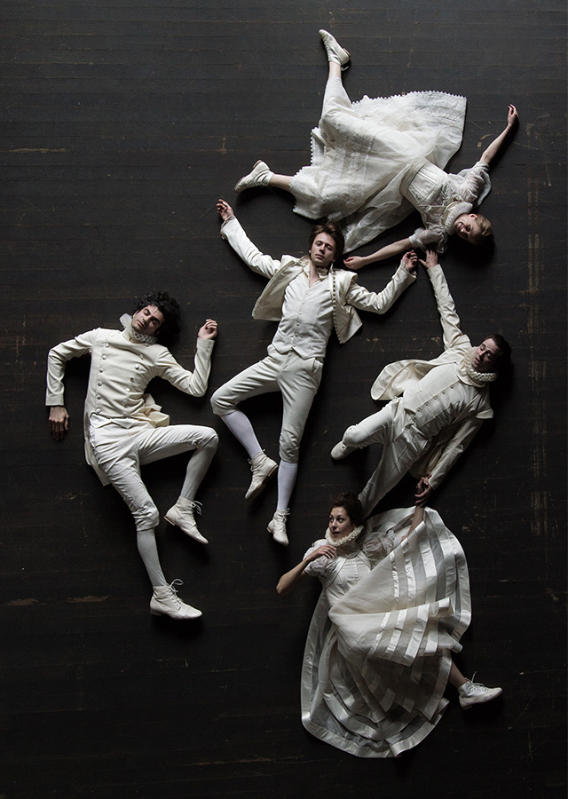 За сценой: как готовятся к спектаклю "Сон в летнюю ночь" в Мастерской Петра Фоменко (фото 6)