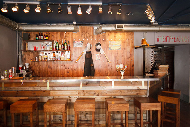 Петербургский ресторан Chuck: in meat we trust (фото 1)