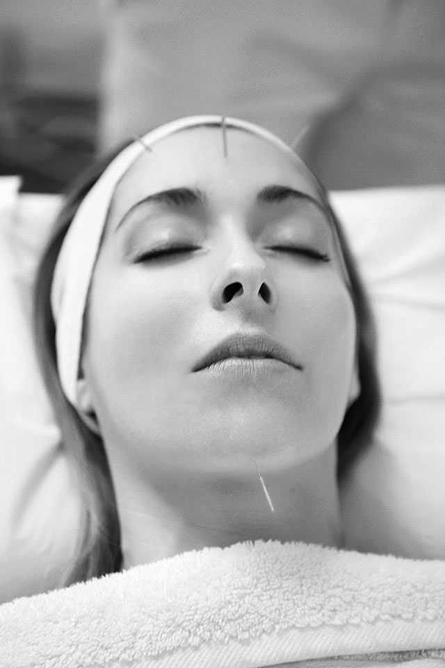 Джон Цагарис: "Излечить проблемы, связанные с кожей, и омолодить ее — цель моего метода" (фото 4)