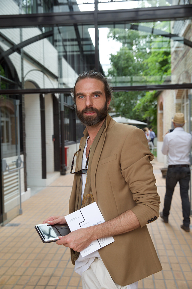 Джон Нолле Открытие нового выставочного пространства Galerie Louis Vuitton (фото 9)